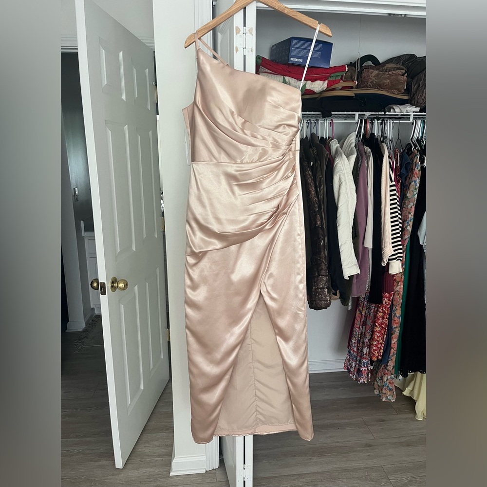 AW bridal one shoulder dress